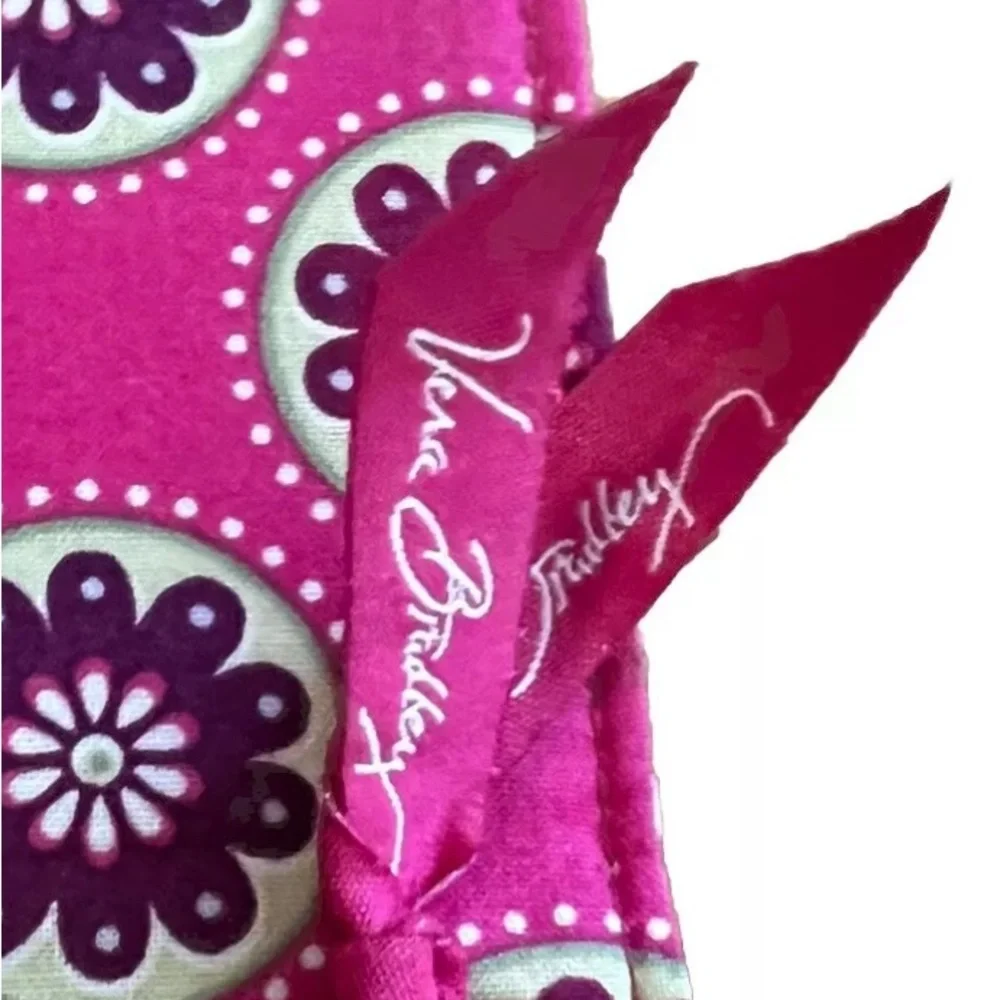 Vera‎ Bradley Pink/Lime Green Flowers Long Wallet Magnetic Closure Quilted NW/OT